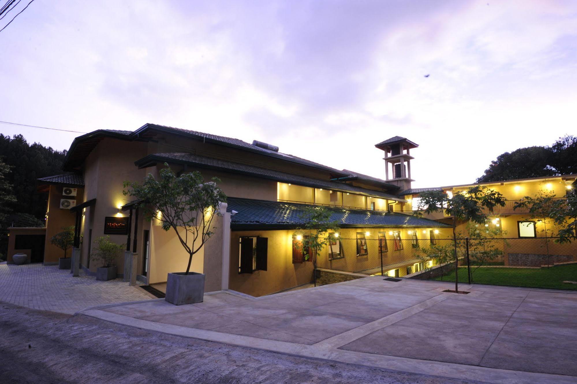 Melheim Kandy Villas Exterior photo