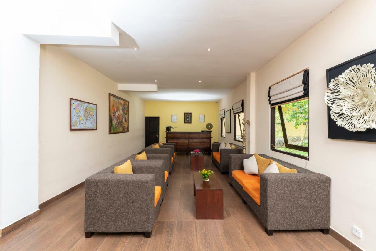 Melheim Kandy Villas Exterior photo