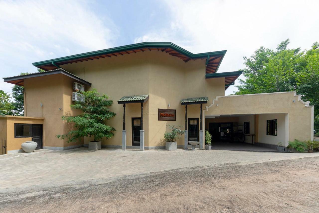 Melheim Kandy Villas Exterior photo